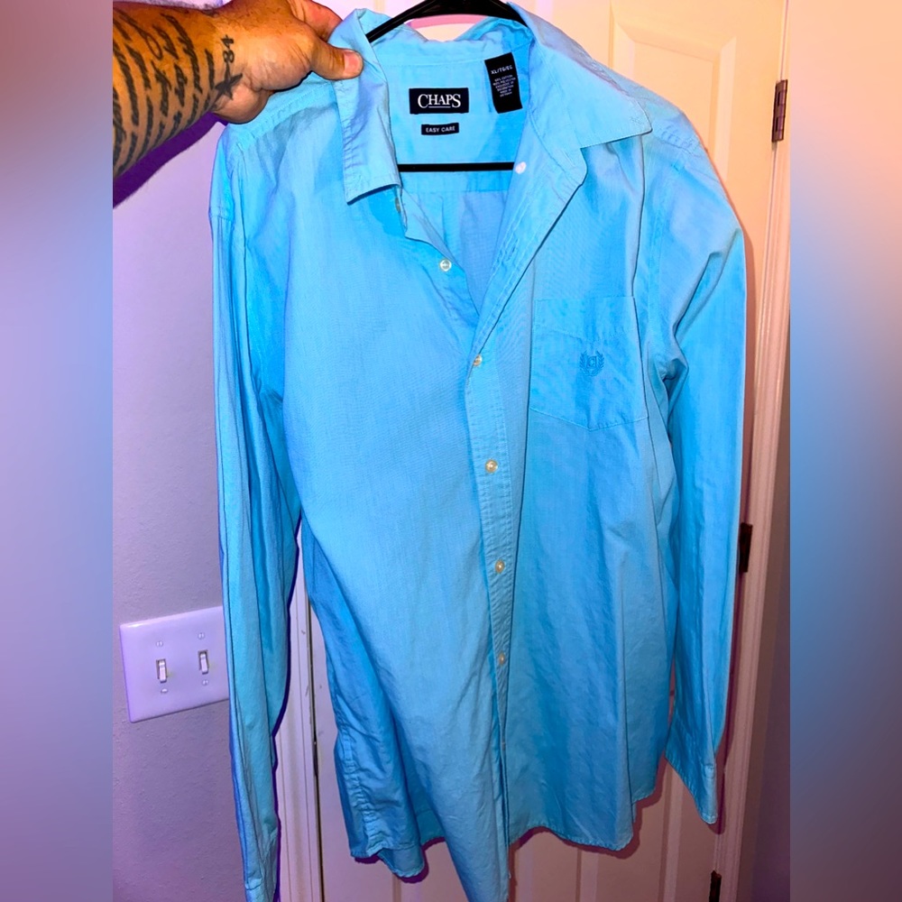 Casual XL Mens Button Down like new, great fitting shirt.